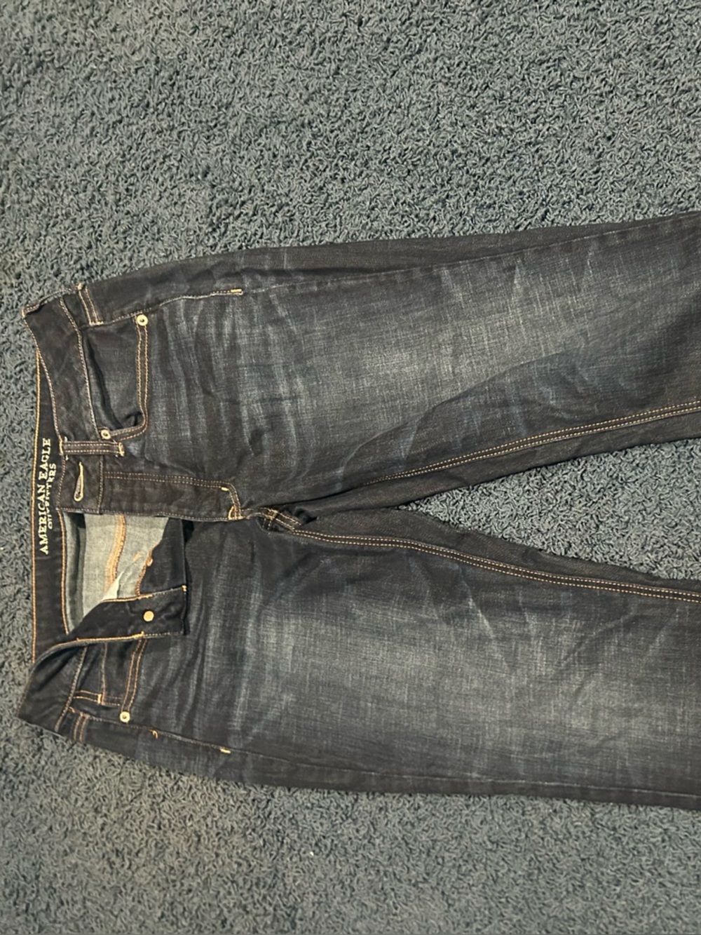 American Eagle Outfitters women’s petite Dark Wash Straight Jeans - Dark Blue